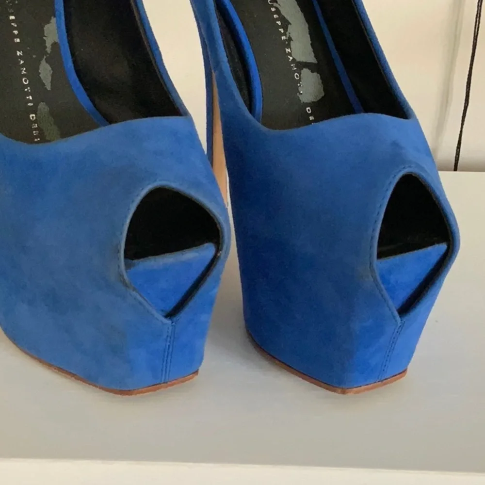 Giuseppe Zanotti giuseppe zanotti